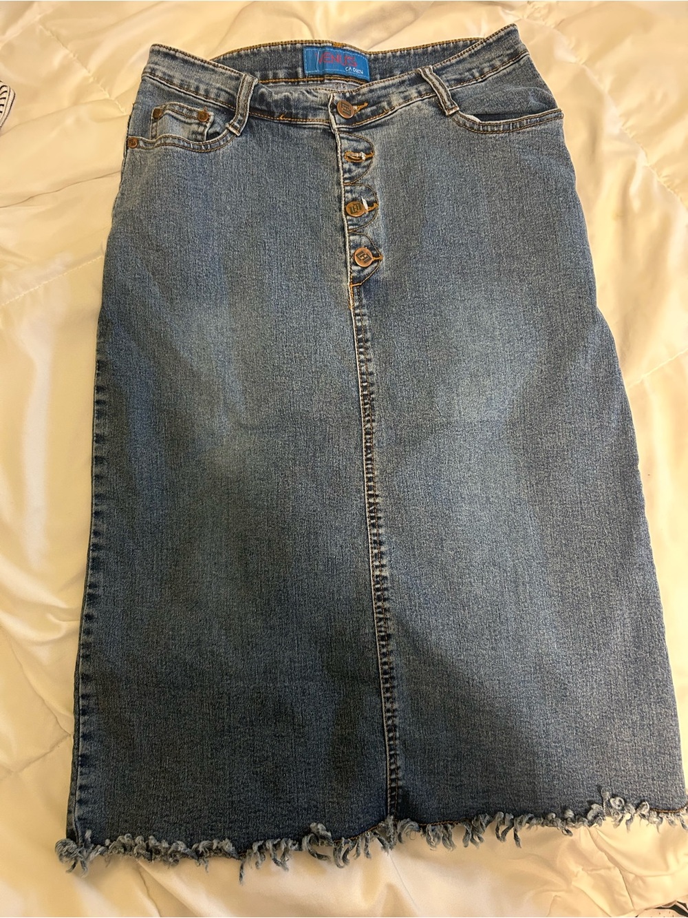 Classic Button-Front Denim midi Skirt